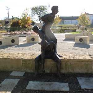 Statue 1